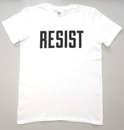 'resist' logo t-shirt