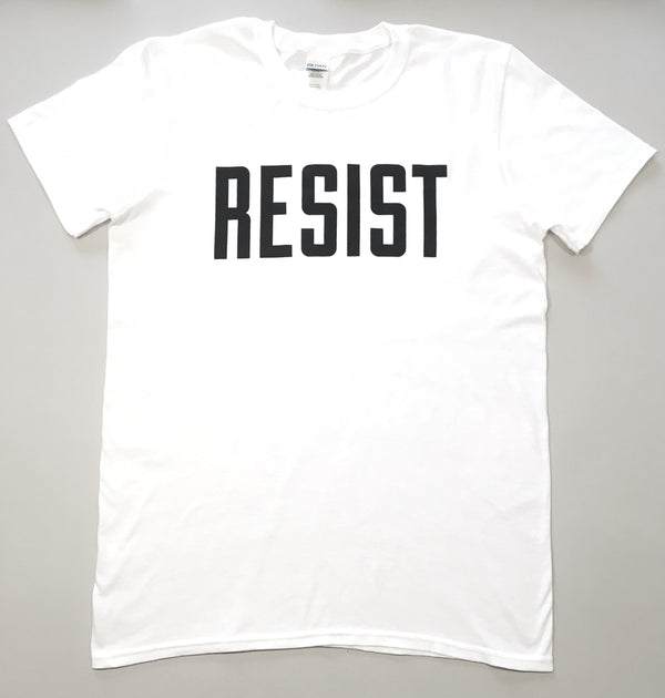 'resist' logo t-shirt